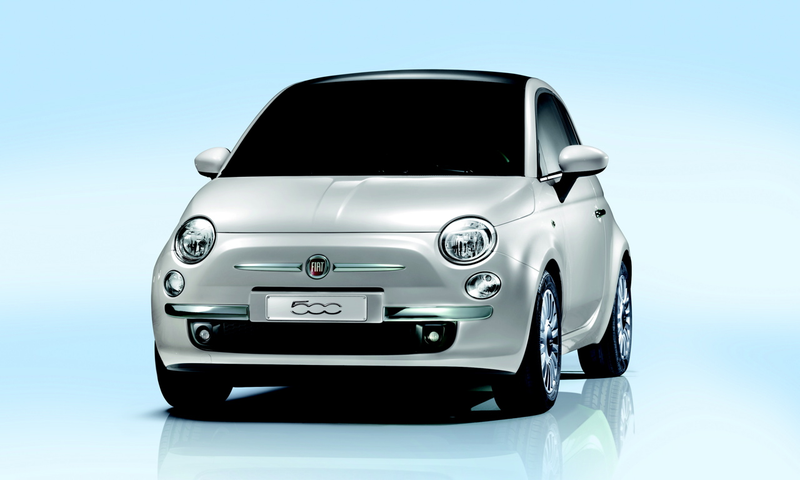 Illustration for article titled Fiat 500 Rolls Out in Europe, Bristling with Tech Goodness